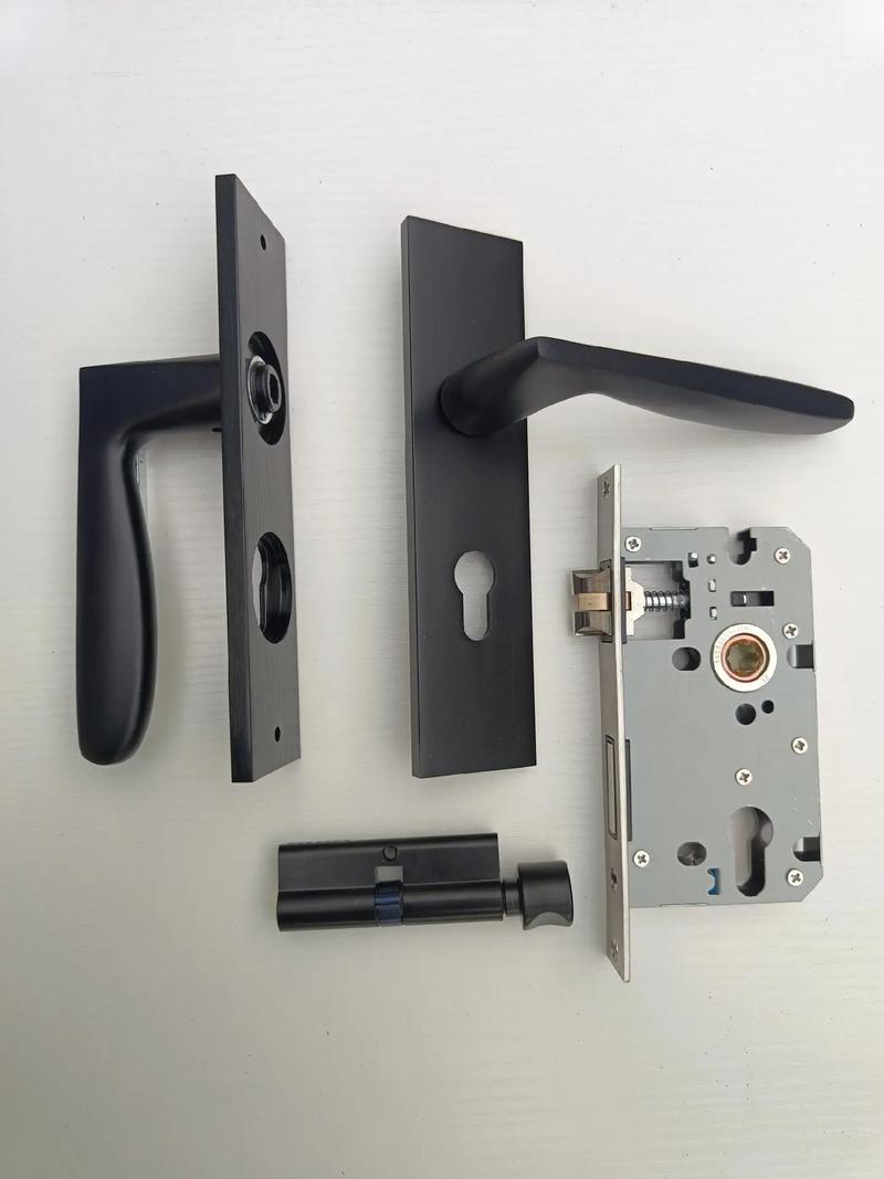 室內(nèi)木門鎖選購指南 優(yōu)質(zhì)五金鎖具現(xiàn)場實拍與全國發(fā)貨服務(wù)